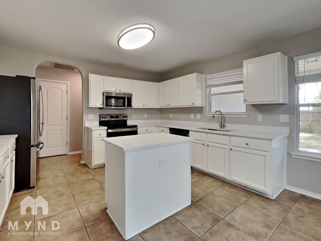Building Photo - 10210 Briar Rose