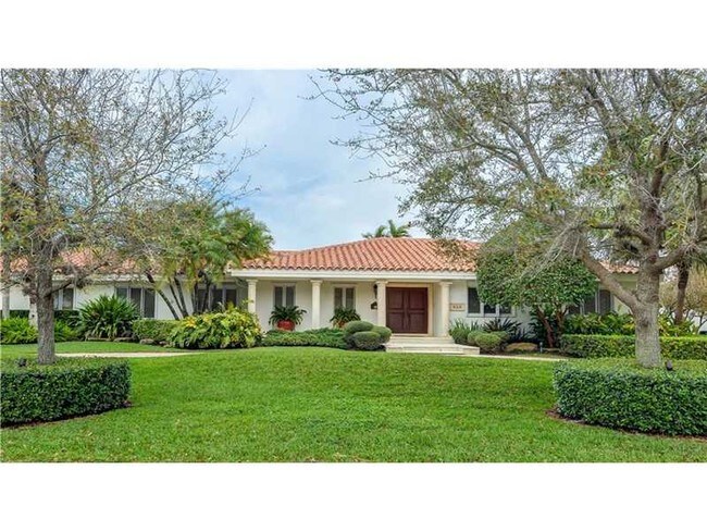Building Photo - 625 Solano Prado