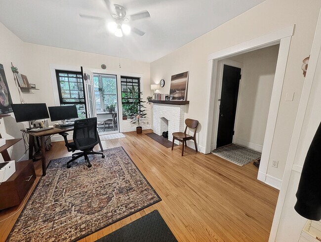 Foto del edificio - Large and Bright 1-bed/1-bath in Edgewater - Close to LUC!