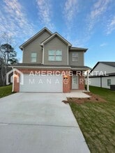 Building Photo - 150 Victor Dr