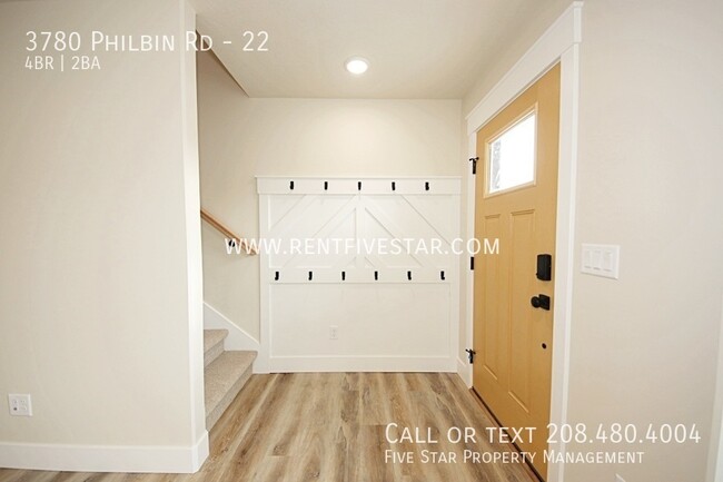 Foto del edificio - New Construction 4 Bedroom Townhome Availa...