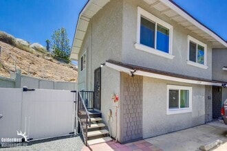 Building Photo - 11731 Waterhill Rd