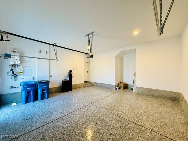 Foto del edificio - 3219 Timorasso Ave