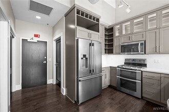 Building Photo - 210 Ellicott St