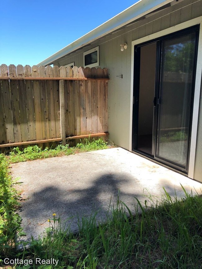 1479 Terrace Ln Mckinleyville Ca 95519 Apartment For Rent In