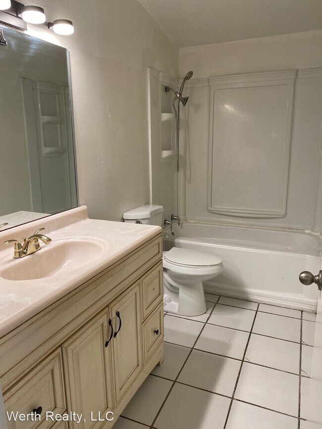 Building Photo - 4 br, 2 bath House - 4418 E. Calle Aurora
