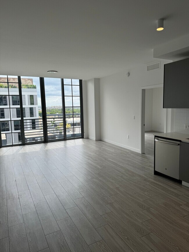 Foto del edificio - 445 NW 26th St