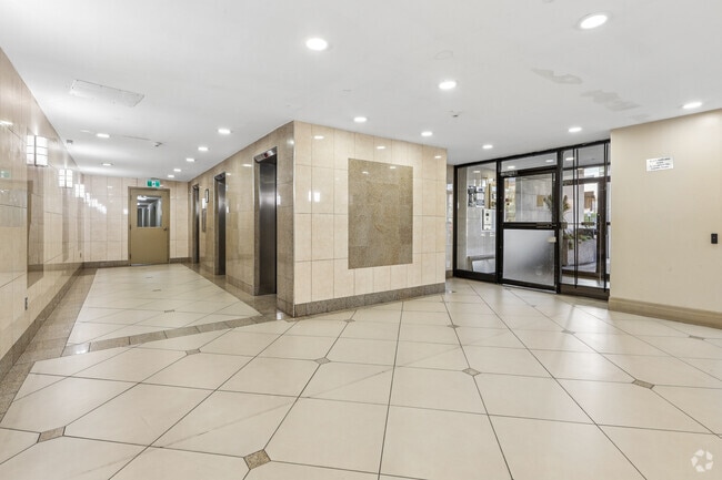 Lobby Photo - Weston Towers II