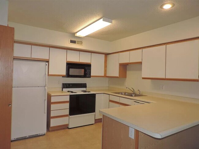 Foto del edificio - Great location- 2-bedroom, 1-bath condo in Coralville