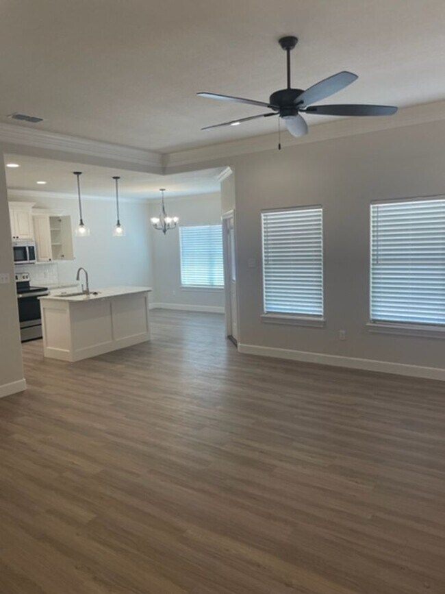 Building Photo - 3517 HARI TEXAN CT