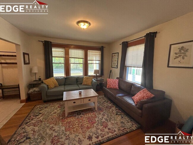 Building Photo - 58 California St