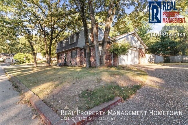 Building Photo - Beautiful 4-bedroom 2.5-Bathrooms in LR