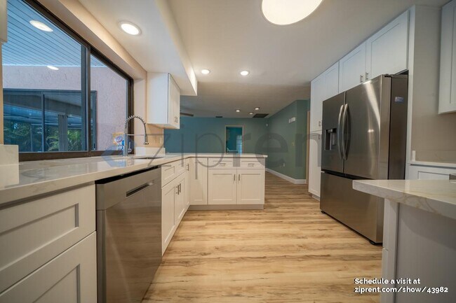 Foto del edificio - 1774 Whiskey Creek Dr