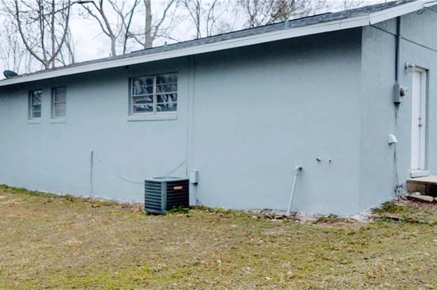 Building Photo - 211 NW 53rd Ct