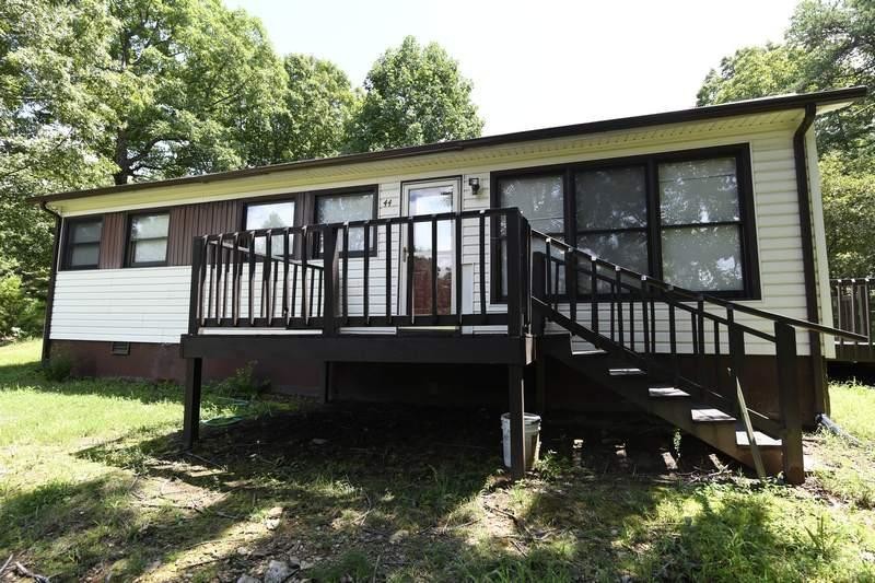 Primary Photo - 44 Loop Rd