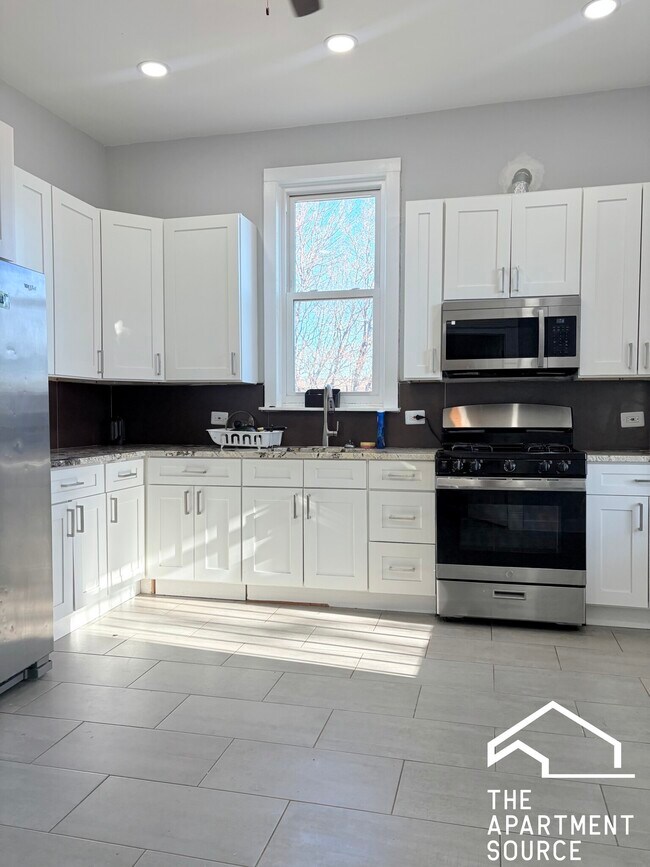 Foto del edificio - 2937 W Jackson Blvd