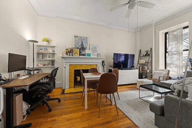 Foto del edificio - 139 W 80th St