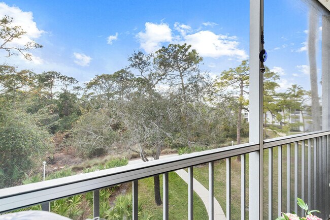 Building Photo - 2502 SE Anchorage Cove