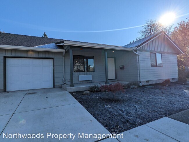 Building Photo - 3 br, 2 bath House - 1331 Garfield