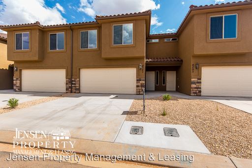 Foto principal - 3915 Bella Vista Dr