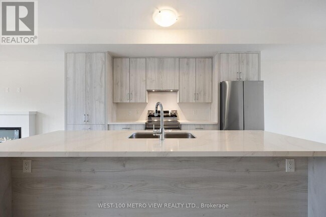 Building Photo - 3070 Harasym Trl