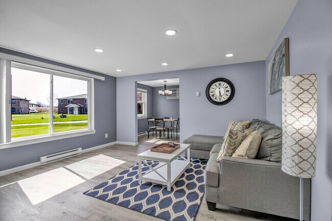 Building Photo - 2728 Niagara Falls Blvd