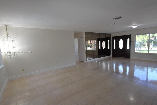 Foto del edificio - 10105 SW 2nd Terrace