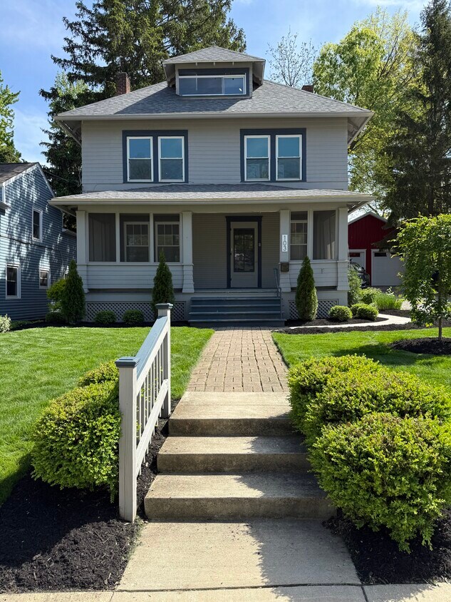 Foto principal - 103 Oak Hill Ave