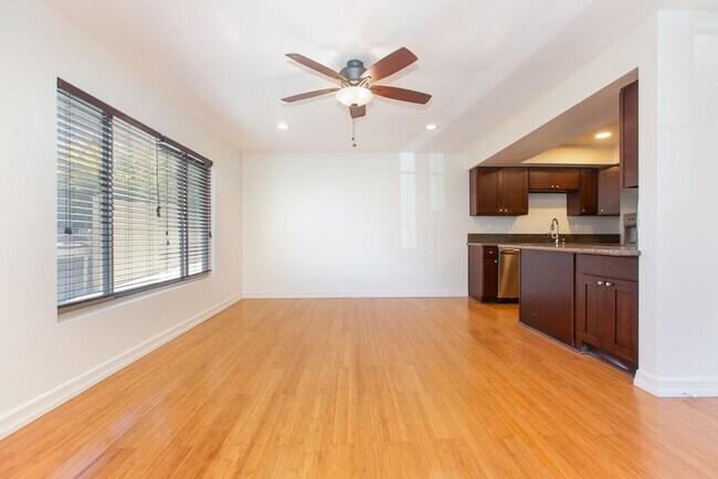Foto del edificio - 2320 Clark Ln