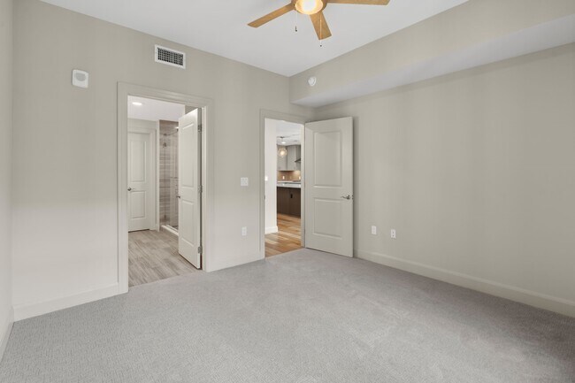 Foto del edificio - 2511 Willowick Rd