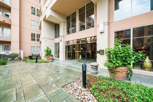 Foto del edificio - 3505 Sage Rd