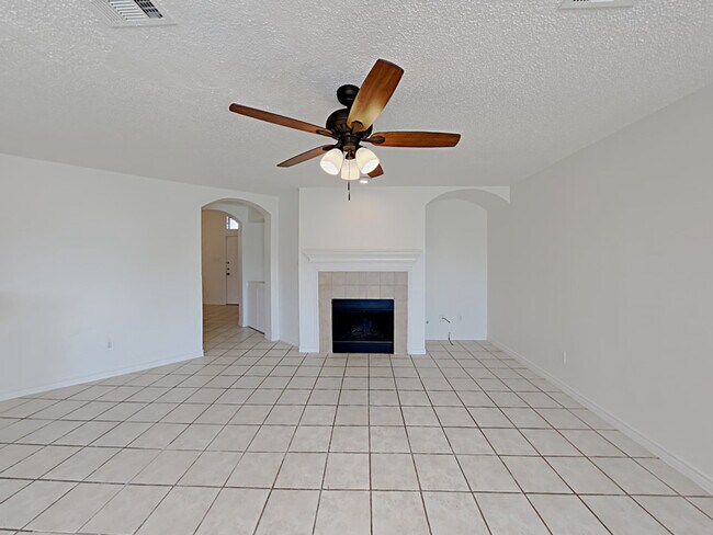 Building Photo - 7702 Harbor Dr