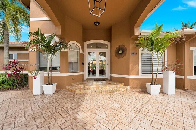 Building Photo - 5050 SW 166th Ave