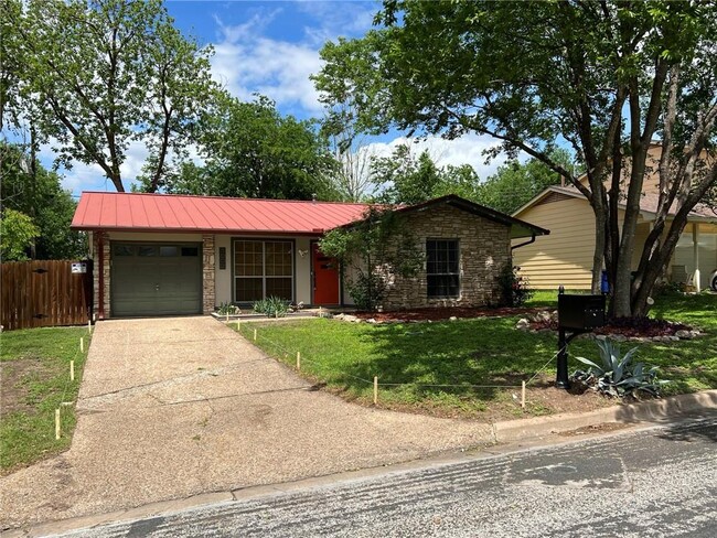 Building Photo - 3002 Susquehanna Ln
