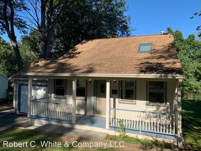 Building Photo - 3 br, 1.5 bath House - 413 S Main St