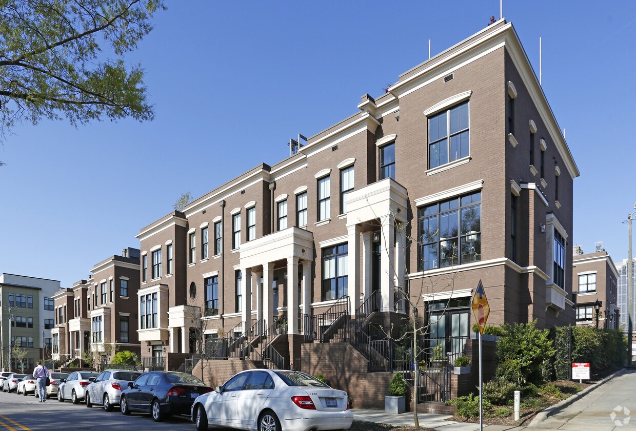 Foto del edificio - The Hargett Place