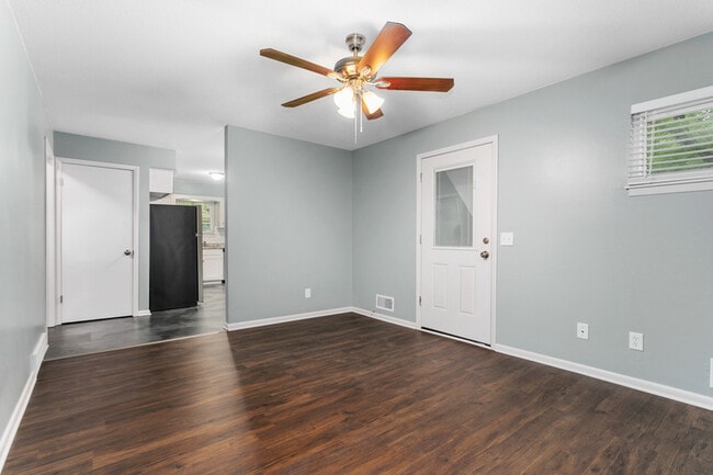 Foto del edificio - 10219 W 53rd St