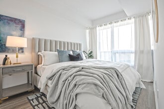 Building Photo - Bela Square