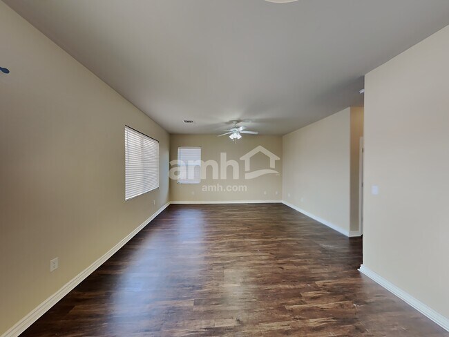 Foto del edificio - 12951 N Fox Hollow Dr