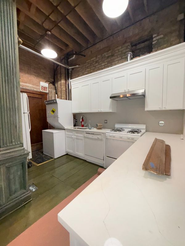 Foto del edificio - 936 W Roscoe St