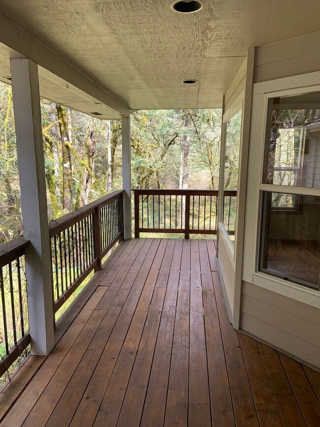 Building Photo - Escape to the Serene Beauty of Vineyard Mo...