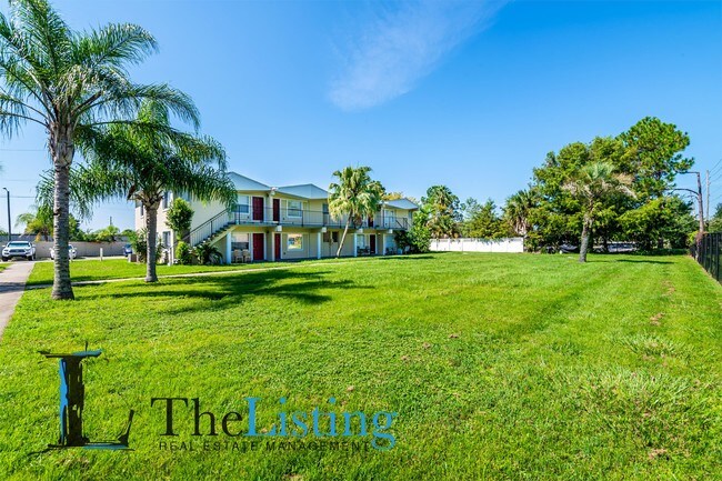 Building Photo - 1120 Doss Ave