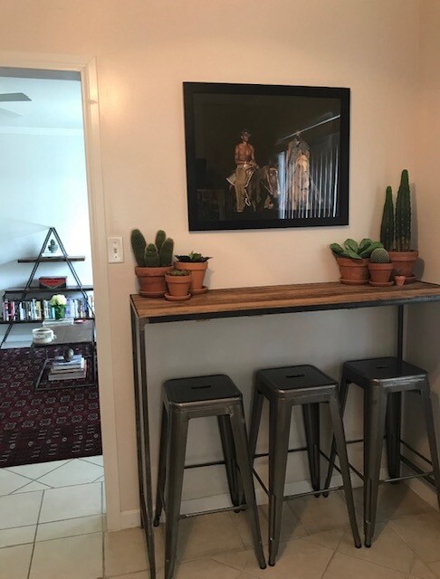 Foto del edificio - 1422 N Benton Way