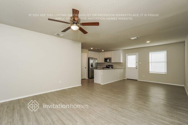 Foto del edificio - 7307 Plata Cir