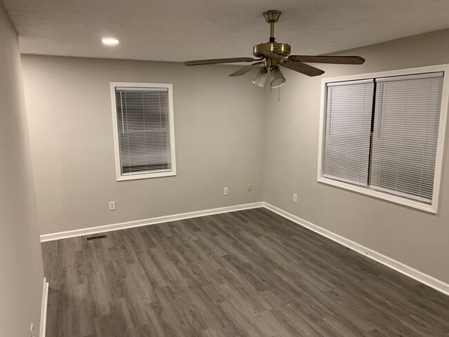 Living Area - 1209 Old Magnolia Way