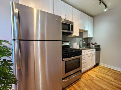 Building Photo - 2408 N Kedzie Blvd