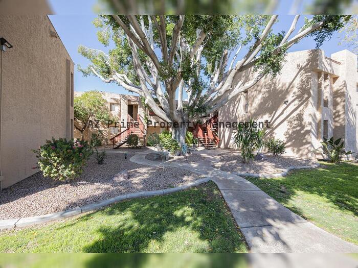 Foto principal - 3131 W Cochise Dr