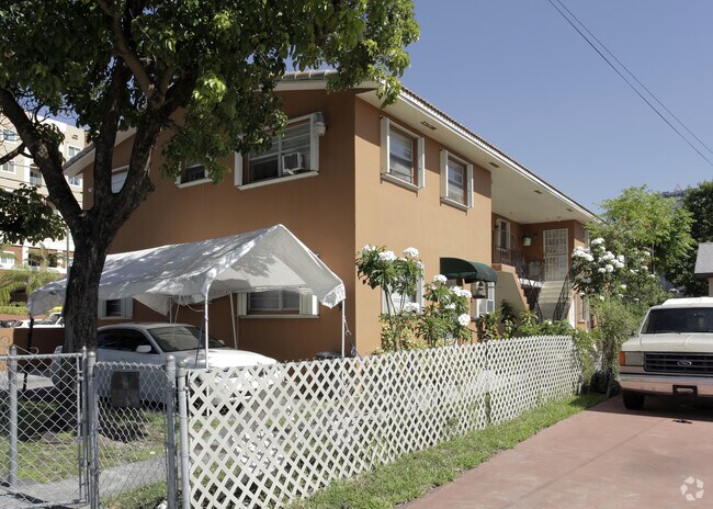 Building Photo - 3191 SW 23rd St