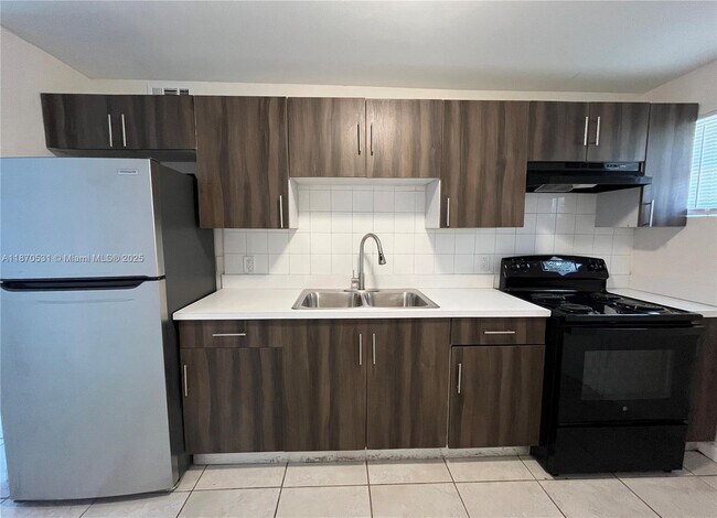 Foto del edificio - 1610 N 25th St