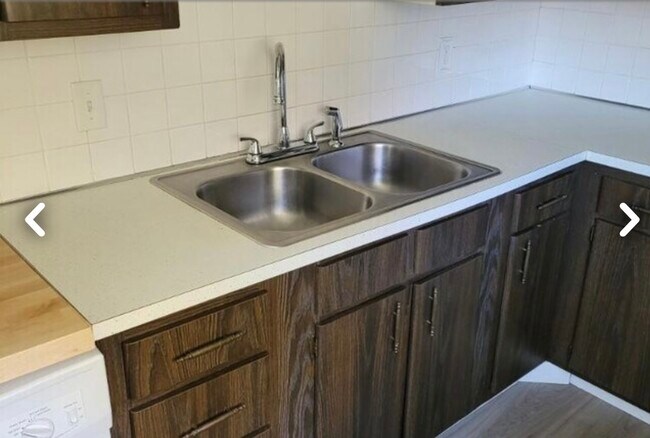 Foto del edificio - 1535 Hiram Ave